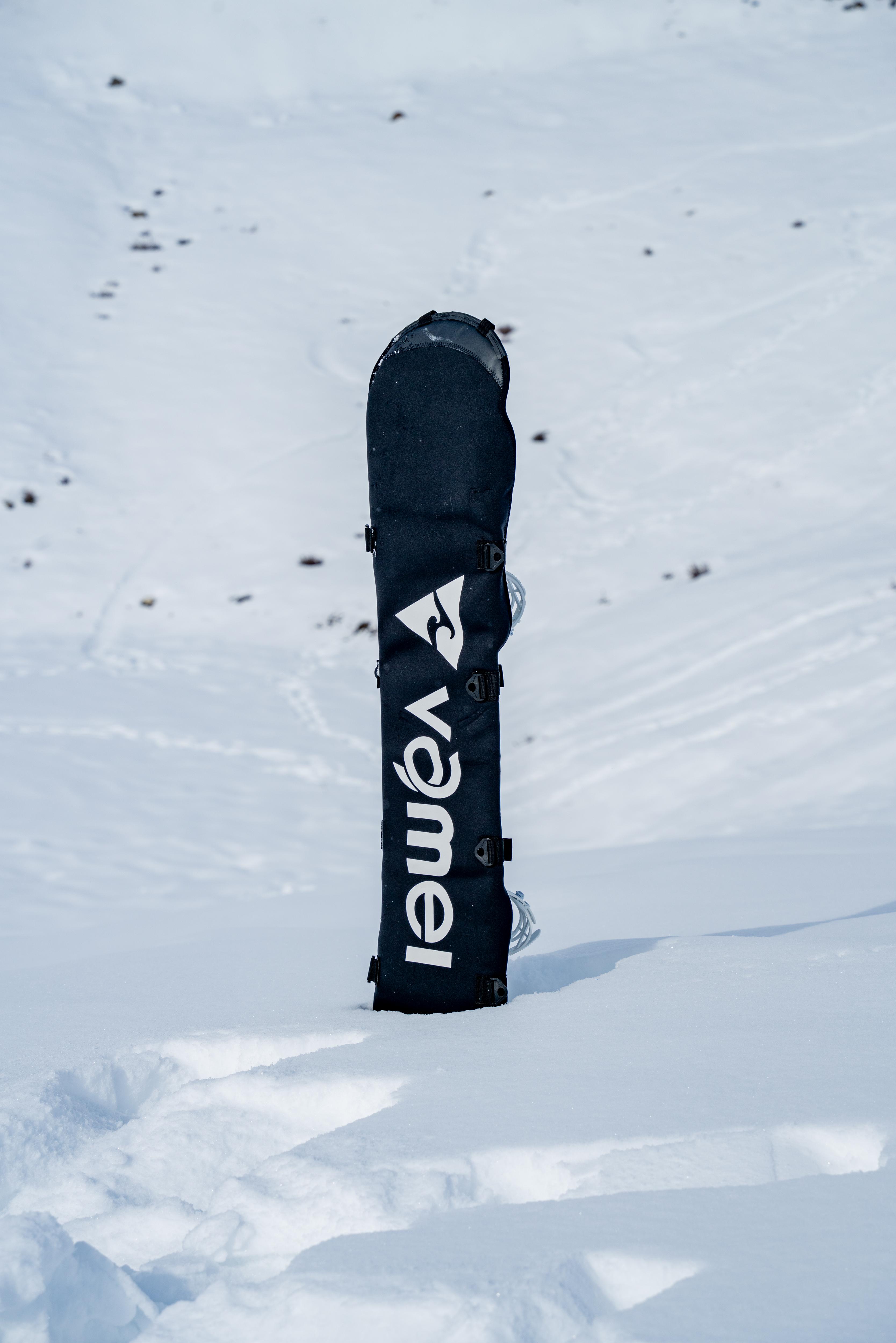 Vamei Snowboard Cover - Black